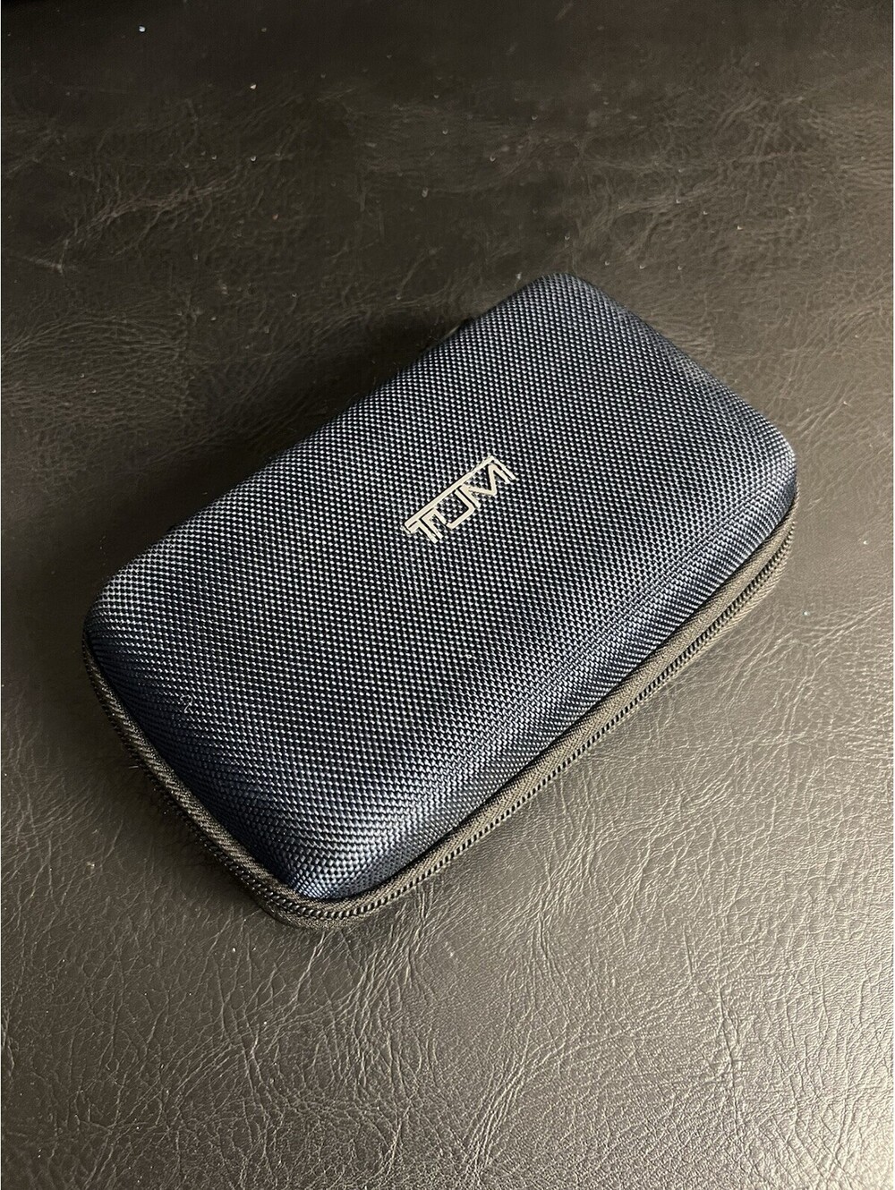TUMI for Delta Blue Shell Hard Case for Toiletry Cosmetics Airplane Small Bag